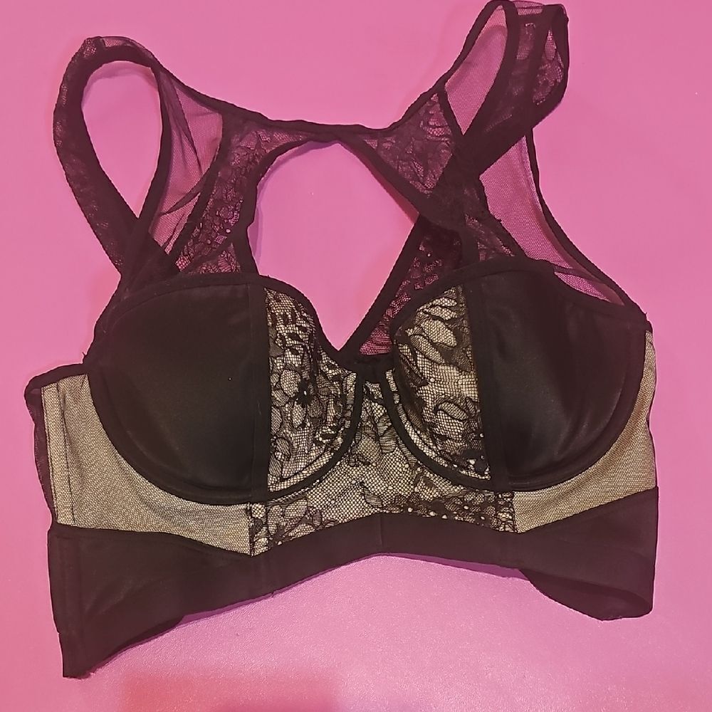 Victoria's Secret Black and Gray Lace Bra